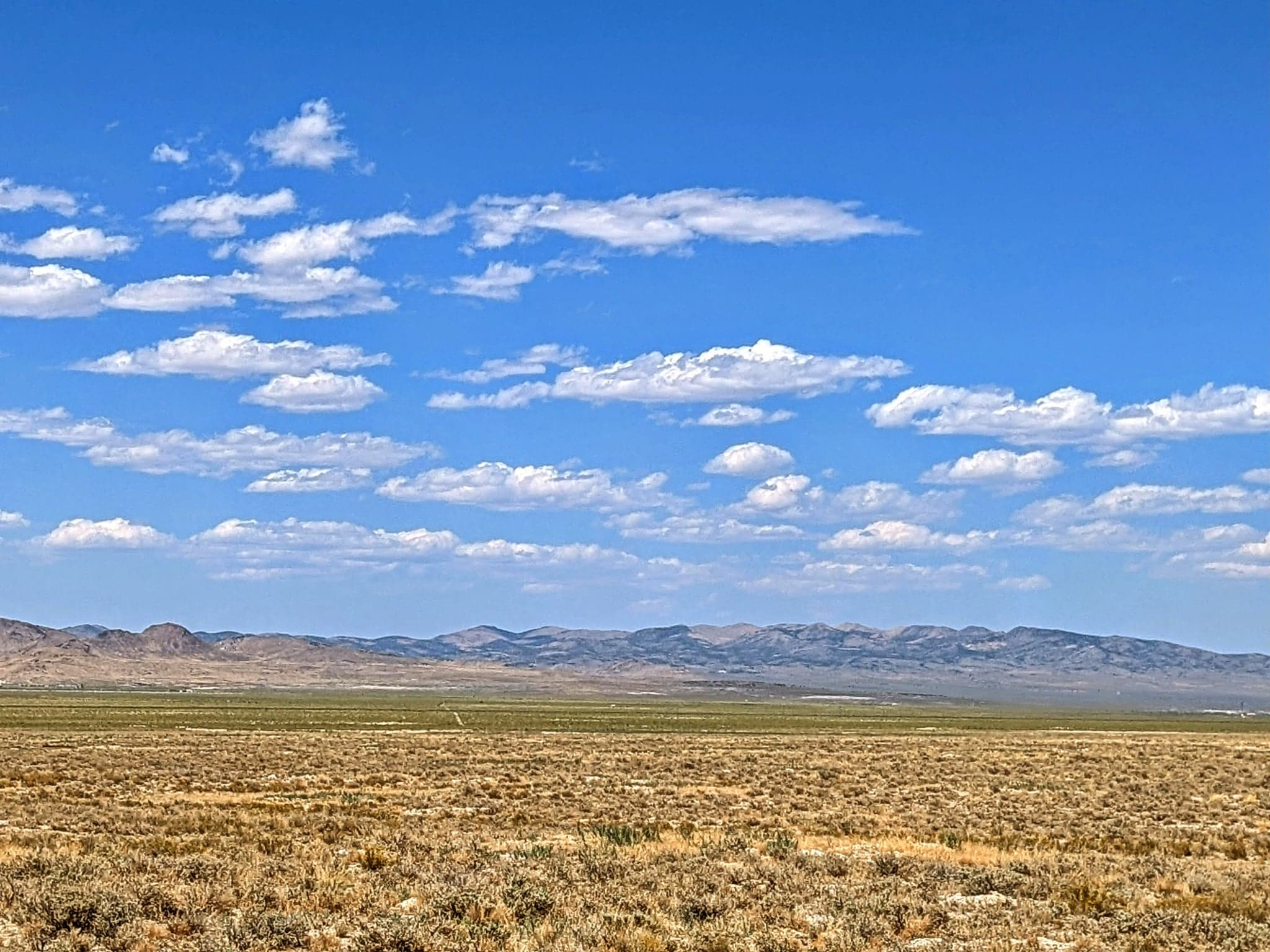 Open desert floor on APN 010-58H-023